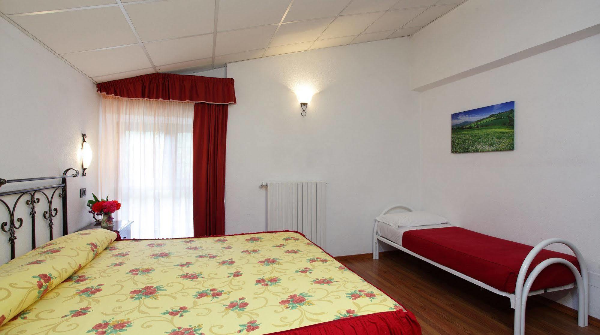 Albergo Le Macinaie - Monte Amiata Castel del Piano  Extérieur photo